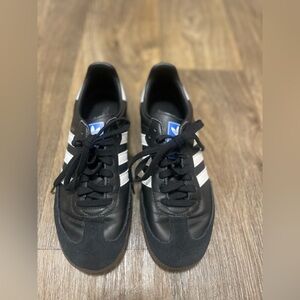 Adidas Sambas black size 8 1/2